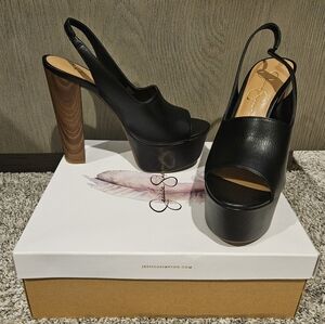 Jessica Simpson Devalyn Block Heel